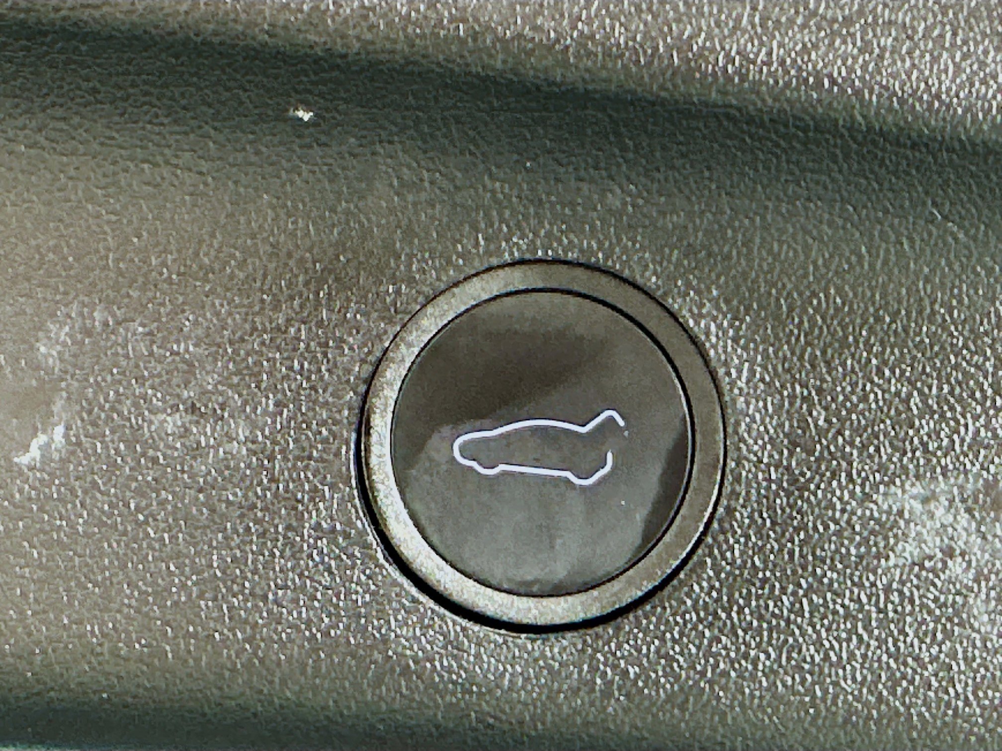 Used 2024 Tesla Model Y Long Range image 28