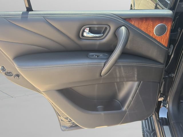 Used 2017 INFINITI QX80 4WD image 15