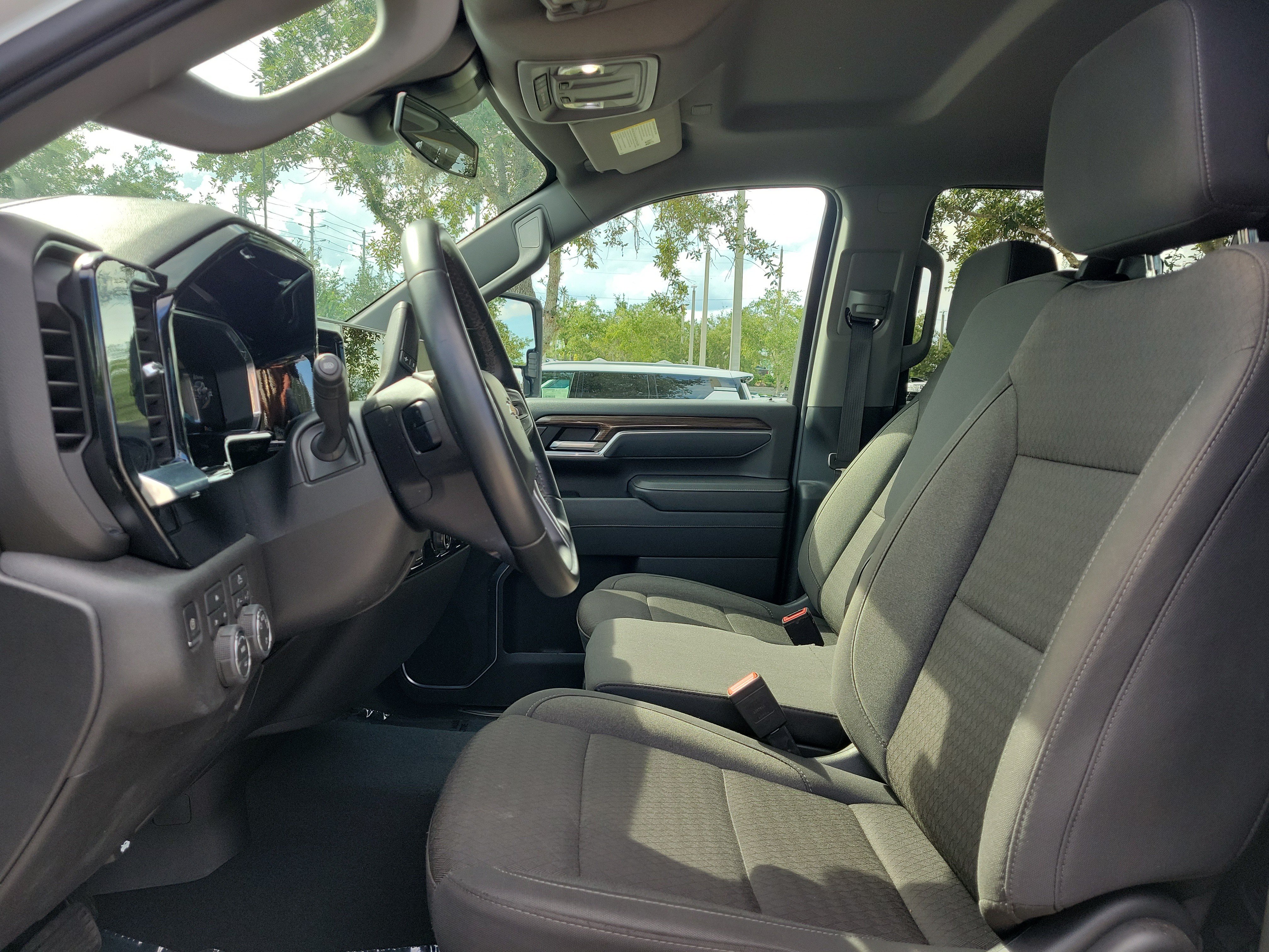 Used 2026 Chevrolet Silverado 2500 LT AWD/4WD image 13