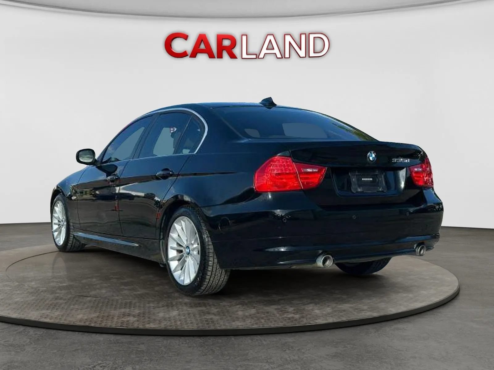 Used 2011 BMW 335d Sedan RWD image 4