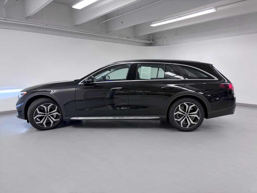 Used 2026 Mercedes-Benz E 450 4MATIC All-Terrain Wagon image 4