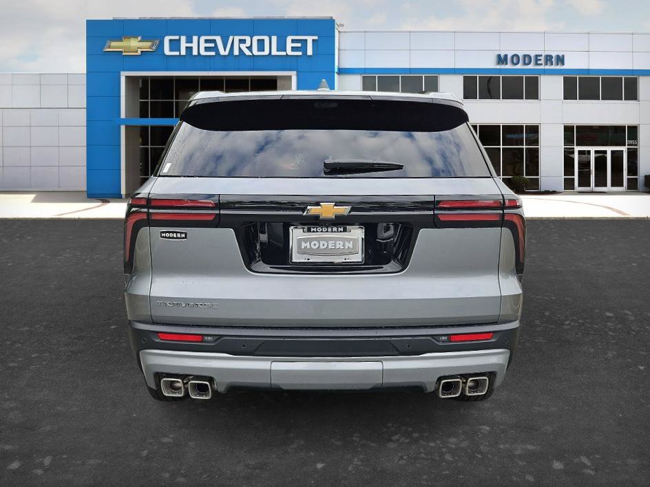 New 2026 Chevrolet Traverse LT w/ Enhanced Driving Package FWD image 4