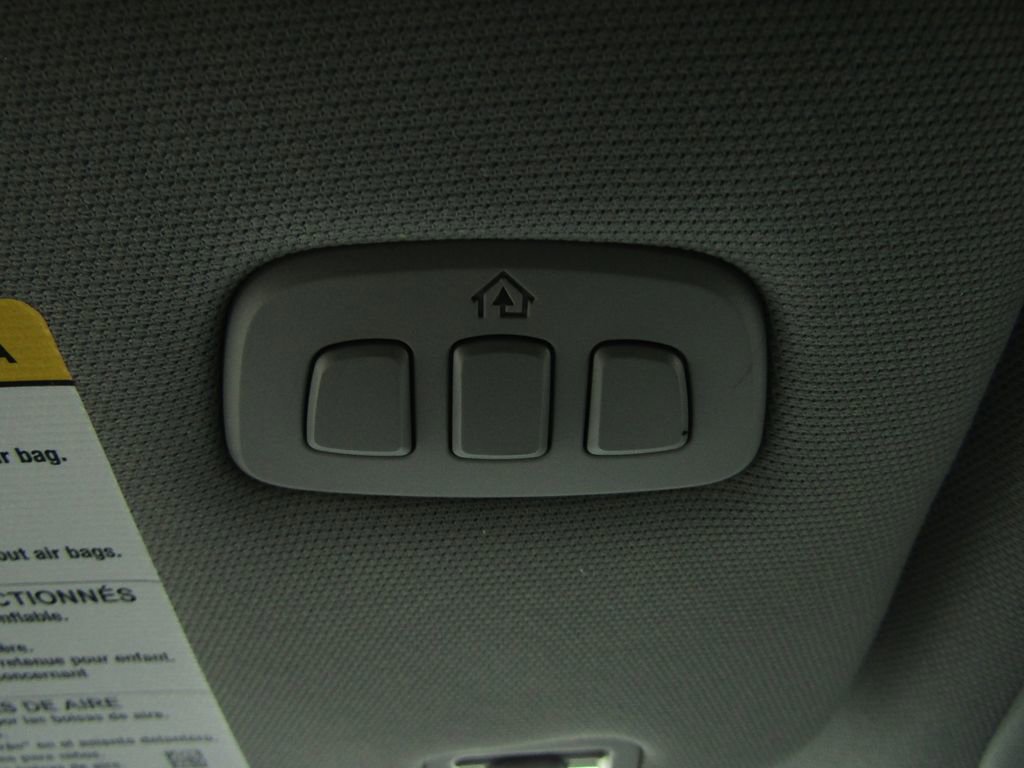 Used 2024 Ford Explorer XLT w/ Equipment Group 202A AWD/4WD image 35