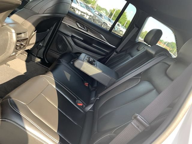 Used 2024 Jeep Grand Cherokee Limited w/ Trailer Tow Package AWD/4WD image 10