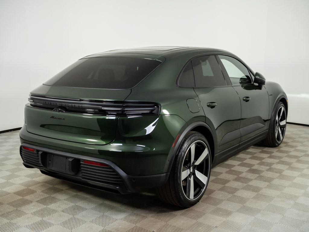 Certified 2024 Porsche Macan 4 Electric AWD/4WD image 29