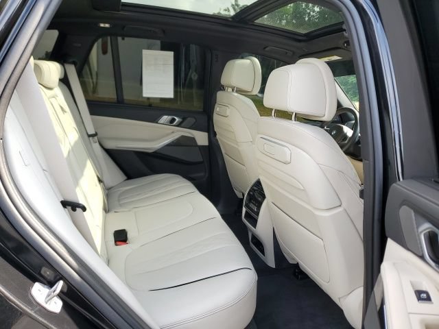 Used 2025 BMW X5 M60i AWD/4WD image 20