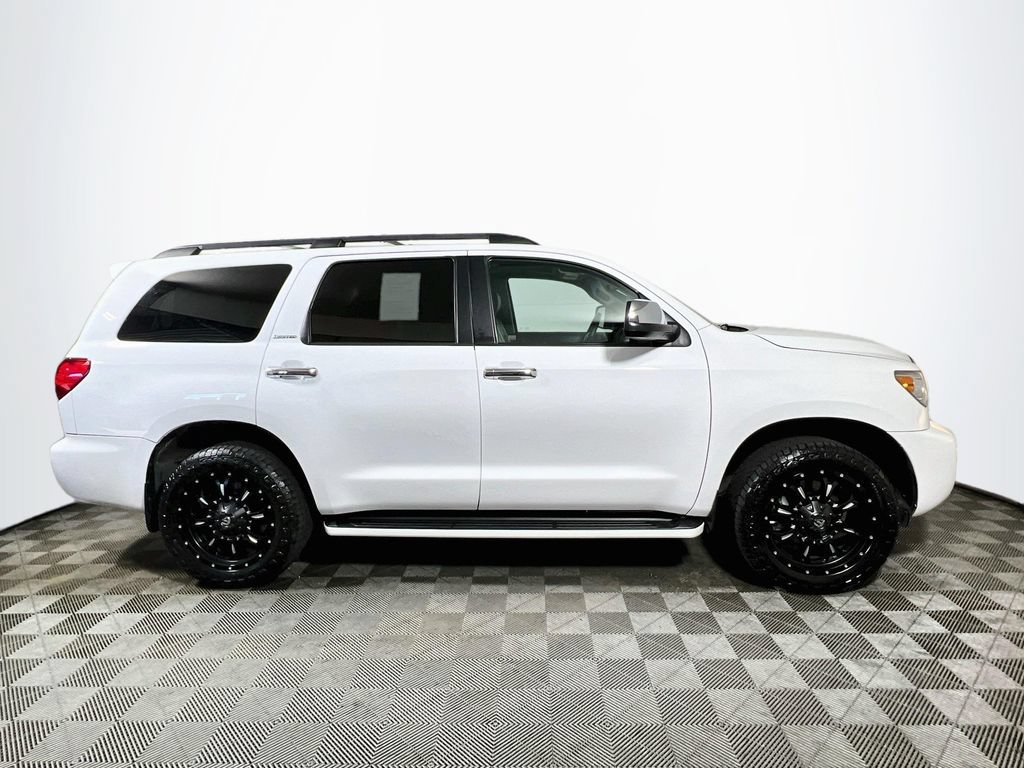 Used 2016 Toyota Sequoia Limited w/ Safety & Convenience Package AWD/4WD image 8