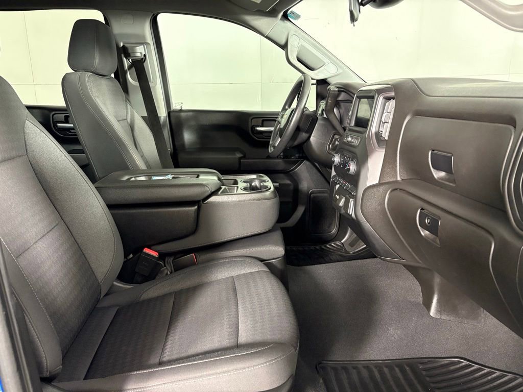 Used 2022 Chevrolet Silverado 1500 Custom RWD image 17