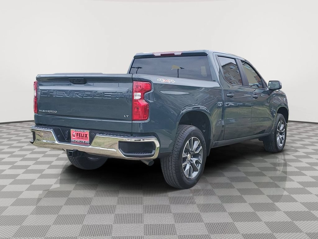 Used 2025 Chevrolet Silverado 1500 LT AWD/4WD image 4