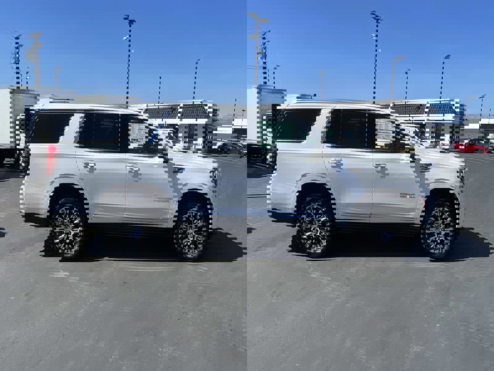 New 2026 GMC Yukon Denali w/ Denali Reserve Package image 4