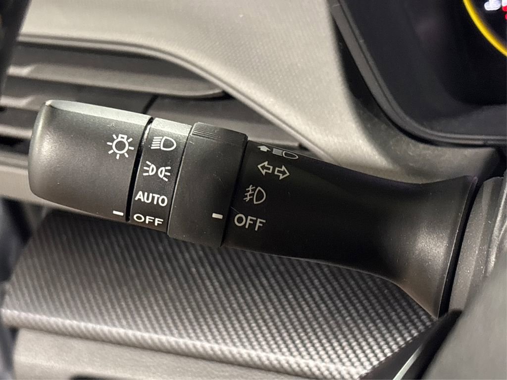 Used 2024 Subaru Crosstrek 2.5i Sport AWD/4WD image 25