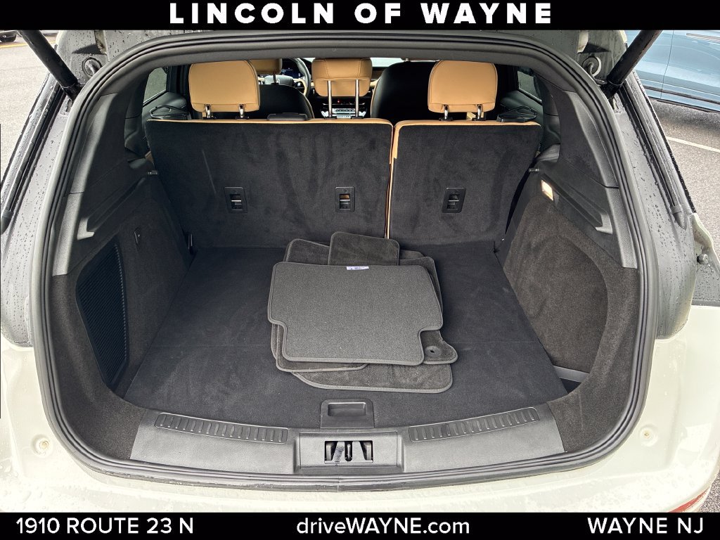 Certified 2023 Lincoln Corsair Reserve FWD image 7
