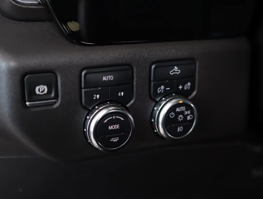 Used 2024 GMC Sierra 1500 Elevation image 10