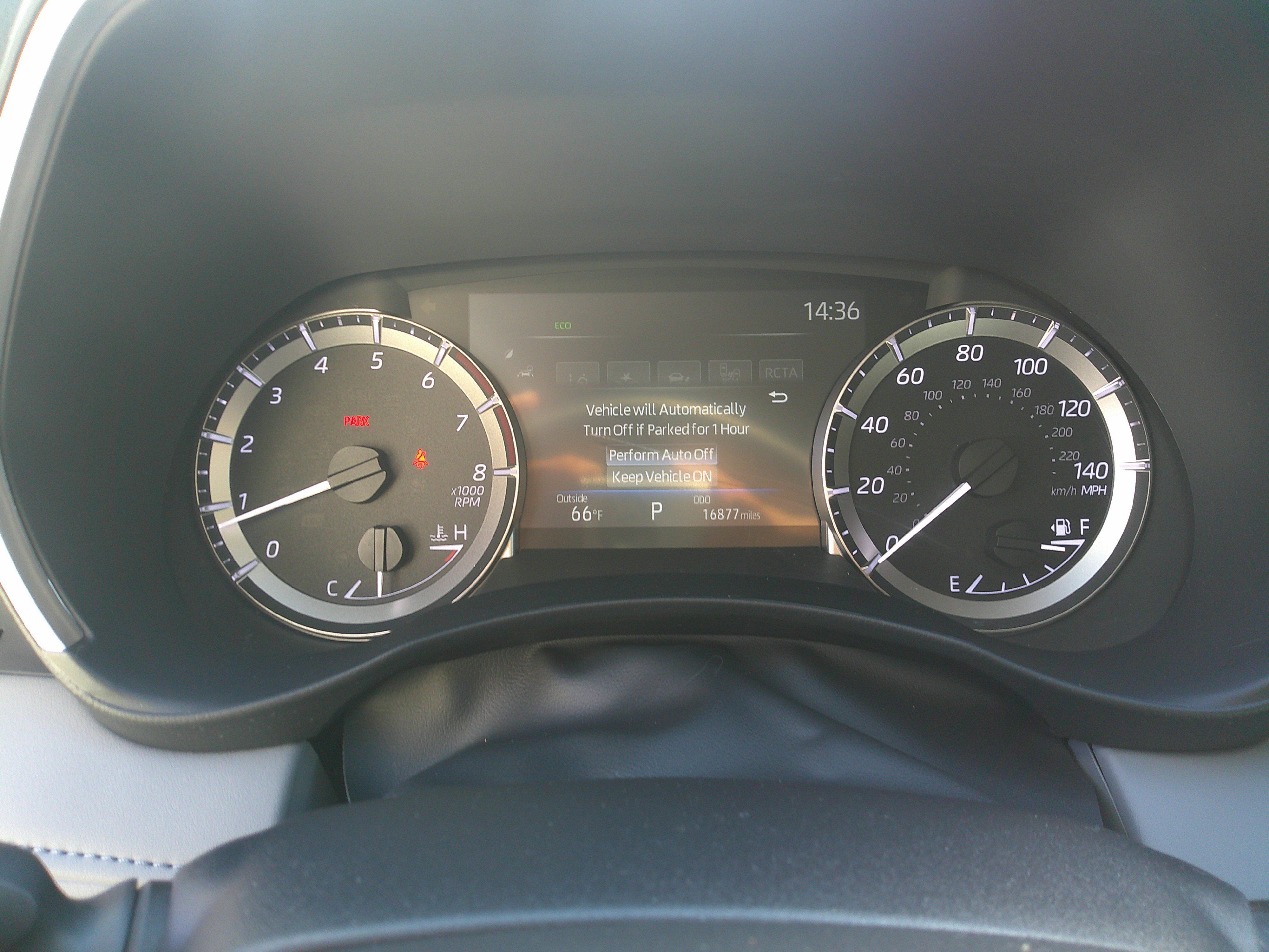 Used 2024 Toyota Highlander XLE image 22