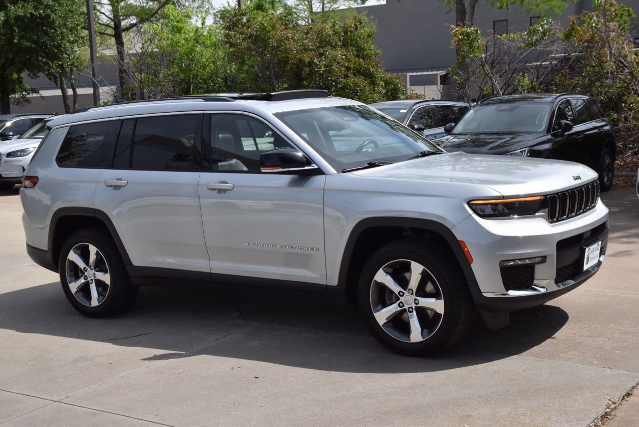 Used 2021 Jeep Grand Cherokee L Limited AWD/4WD image 5