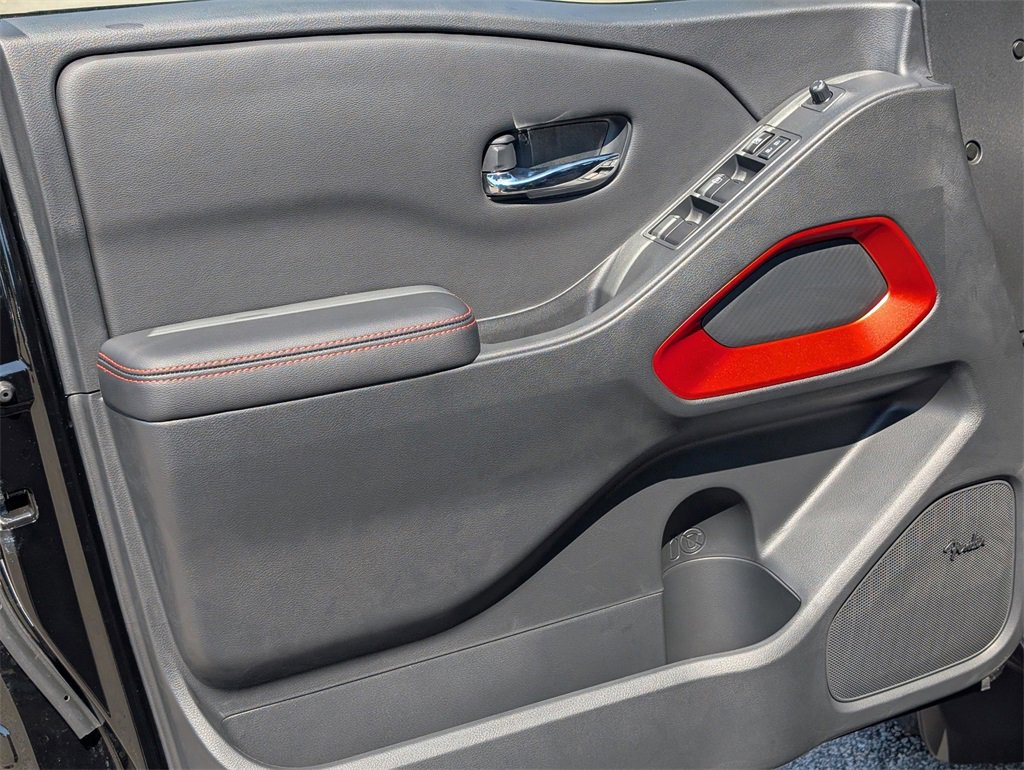 New 2025 Nissan Frontier PRO-4X w/ Pro Premium Package image 30