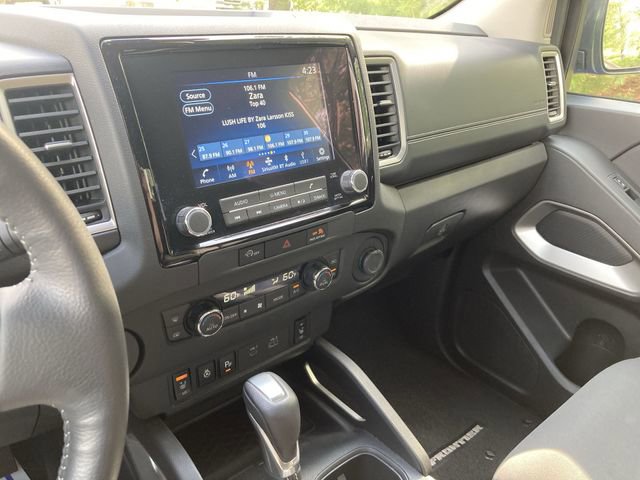 Used 2024 Nissan Frontier SV w/ SV Convenience Package RWD image 22