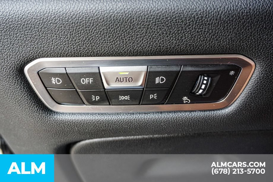 Used 2022 BMW X7 xDrive40i w/ M Sport Package AWD/4WD image 50