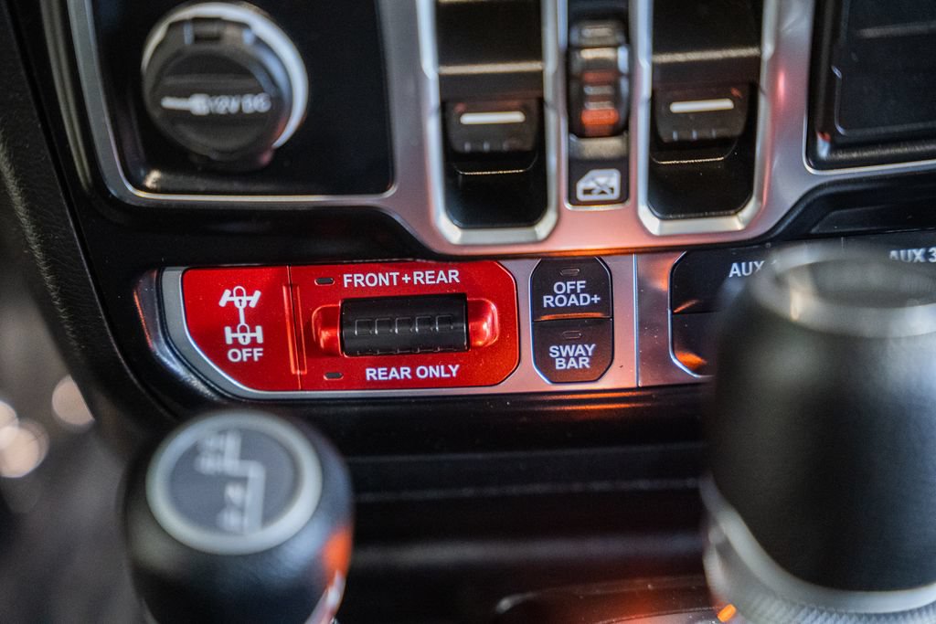 Used 2021 Jeep Gladiator Rubicon w/ LED Lighting Group AWD/4WD image 24