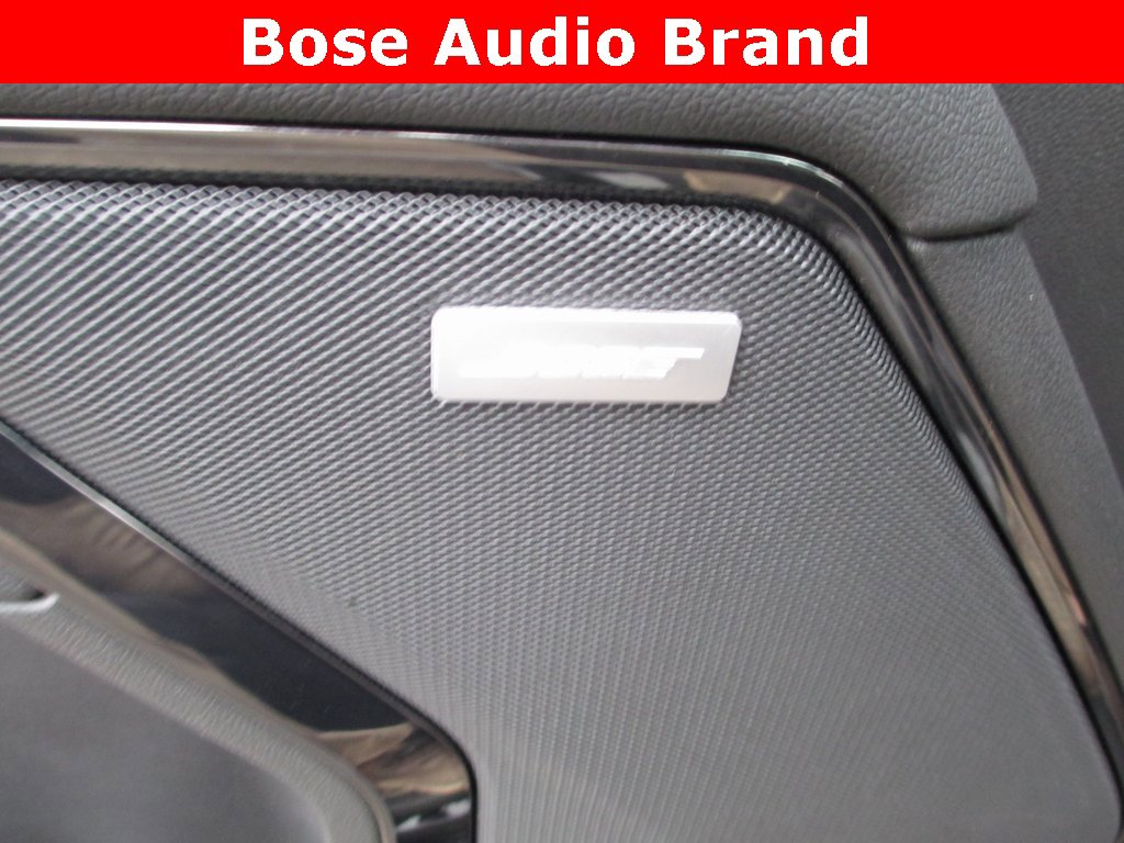 Certified 2022 GMC Sierra 1500 AT4 w/ AT4 Premium Package image 18