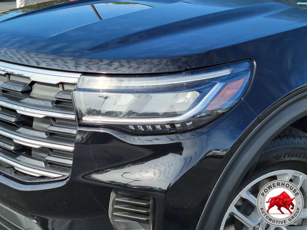 Certified 2025 Ford Explorer Active image 10