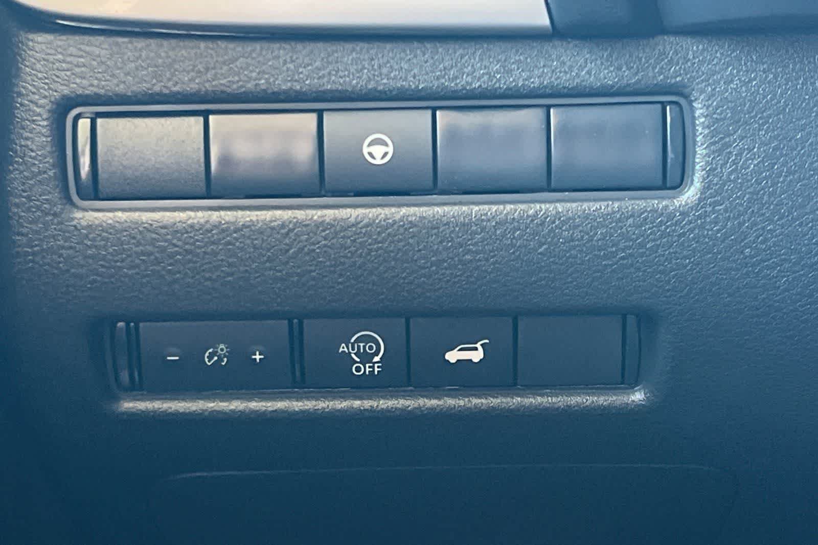 New 2026 Nissan Rogue SV AWD/4WD image 32