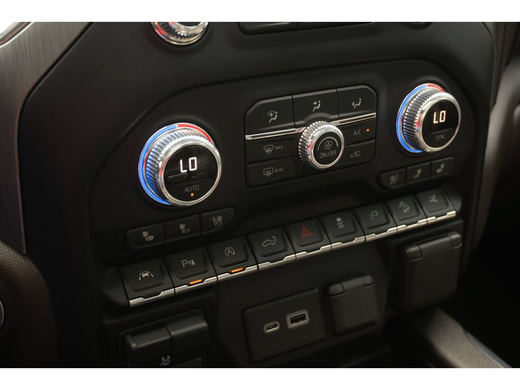 Used 2020 GMC Sierra 1500 Denali w/ Denali Ultimate Package AWD/4WD image 25