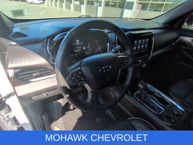 Used 2024 Chevrolet Traverse Premier w/ Redline Edition image 17