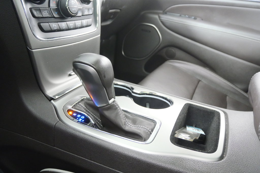 Used 2018 Jeep Grand Cherokee Overland RWD image 25
