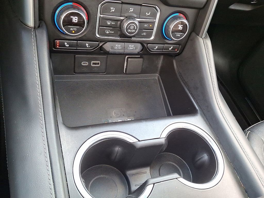 Used 2022 Chevrolet Tahoe LT w/ LT Signature Package image 26