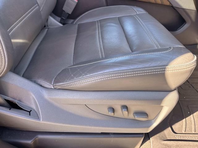 Used 2020 GMC Yukon XL Denali image 16