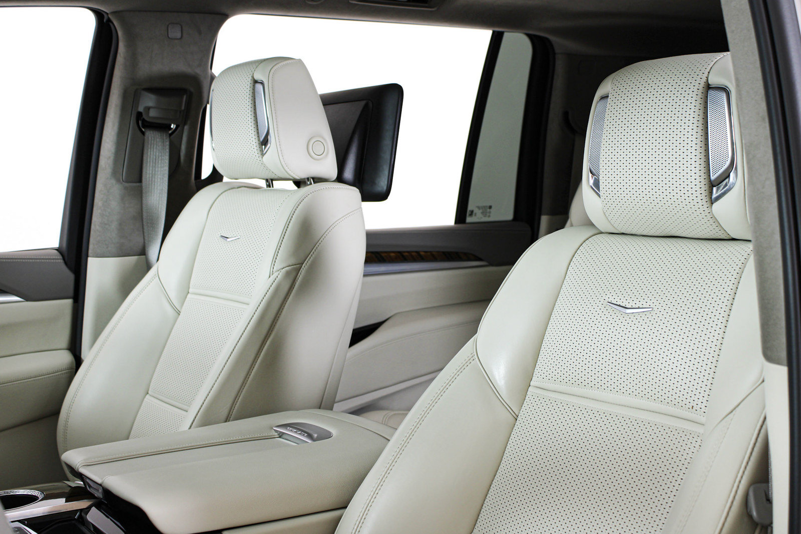 Used 2025 Cadillac Escalade ESV Sport Platinum RWD image 35
