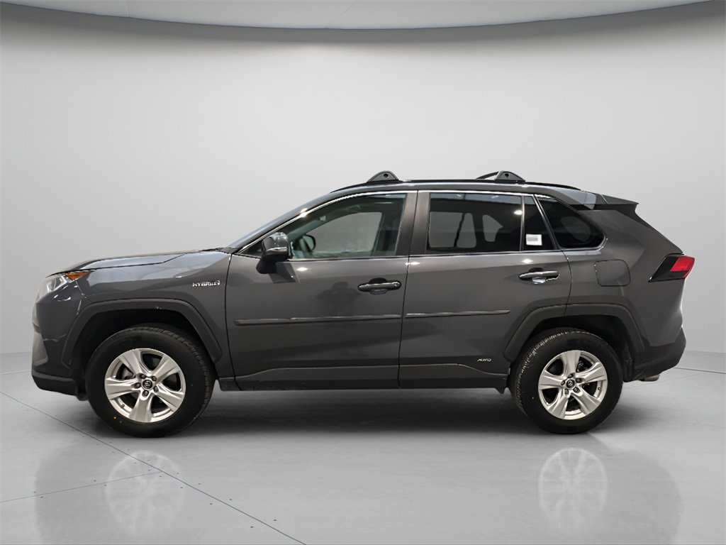 Used 2019 Toyota RAV4 XLE image 2