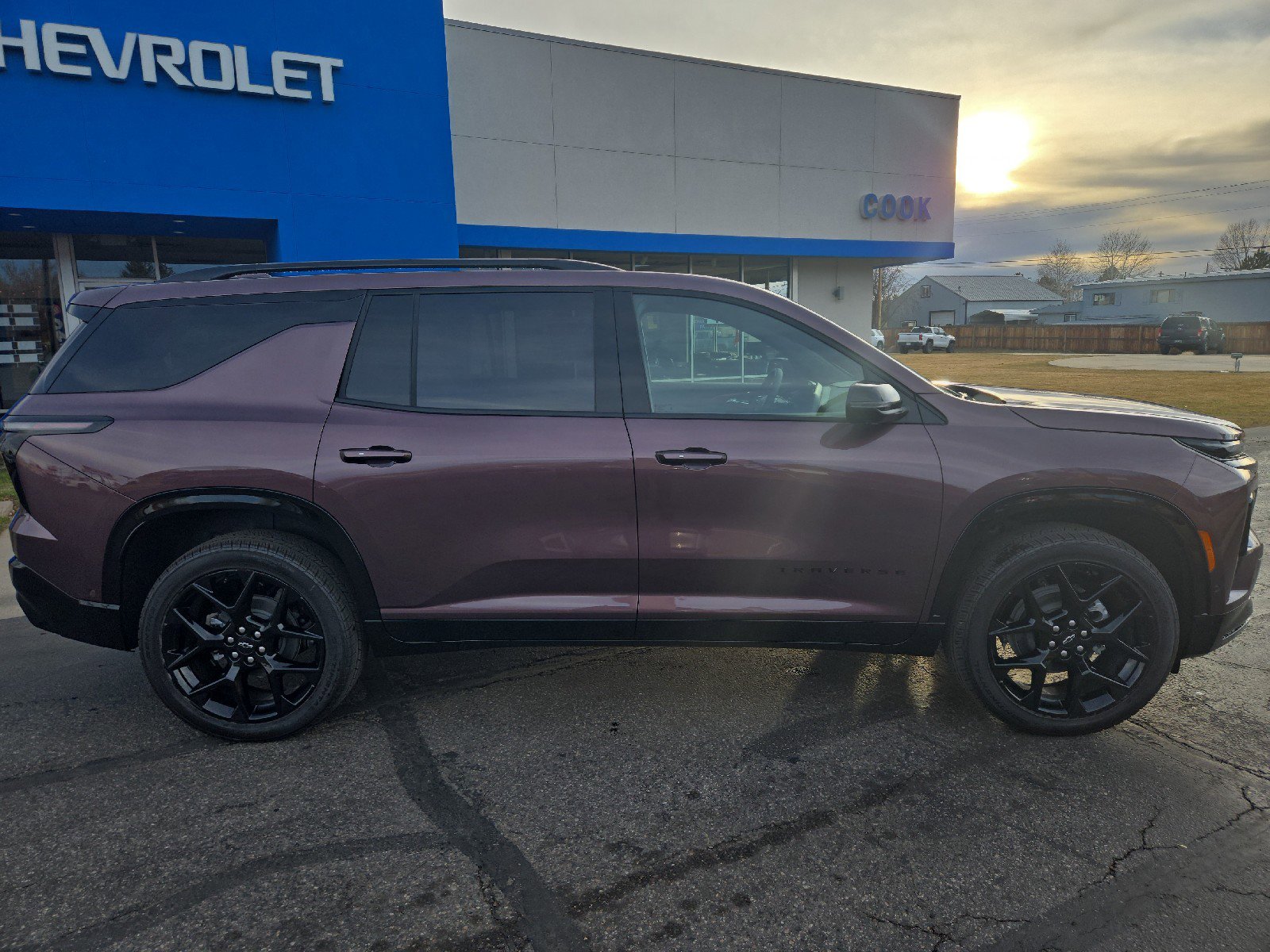 New 2026 Chevrolet Traverse RS w/ LPO, Floor Liner Package image 2