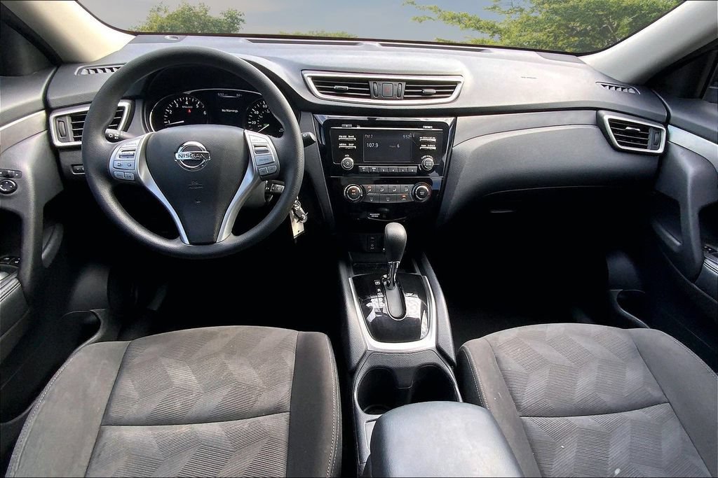 Used 2016 Nissan Rogue S FWD image 7