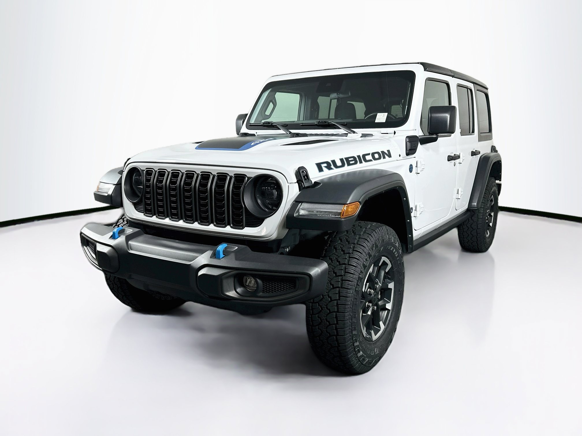 Used 2024 Jeep Wrangler Unlimited Rubicon 4xe AWD/4WD image 3