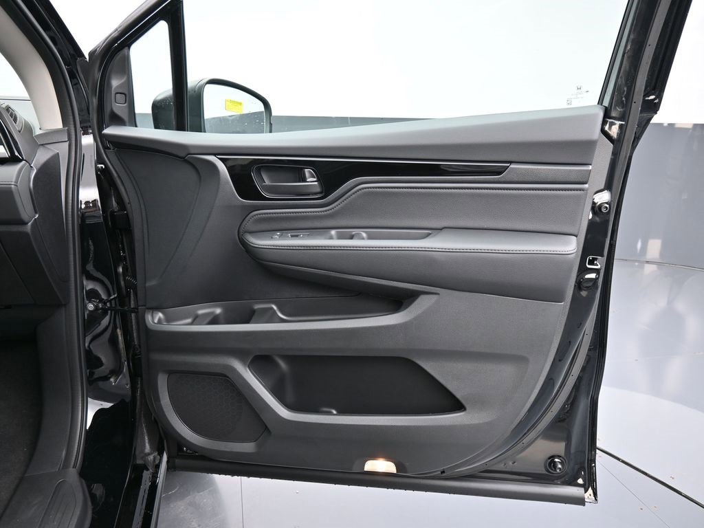 New 2026 Honda Odyssey Touring image 39