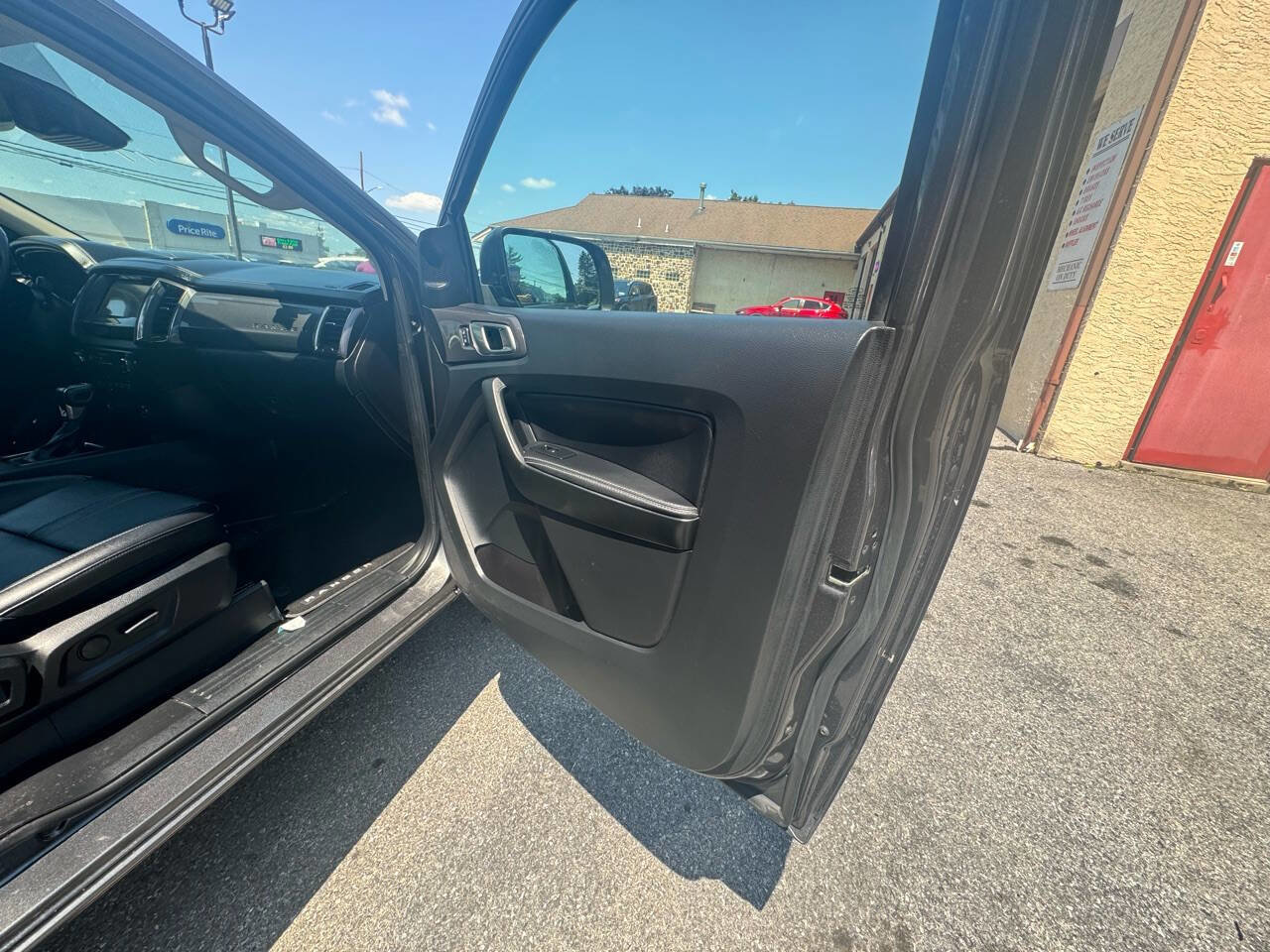 Used 2019 Ford Ranger Lariat w/ Equipment Group 501A Mid image 34