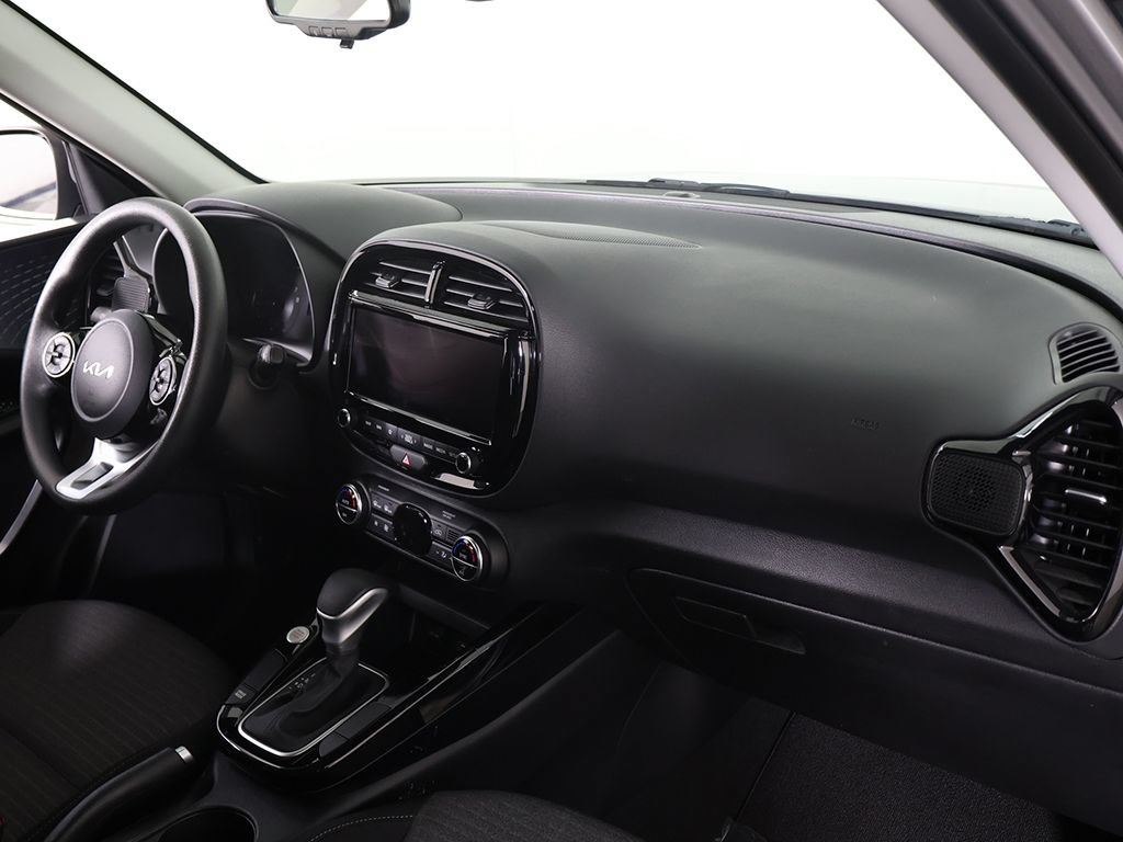 Used 2022 Kia Soul S FWD image 25