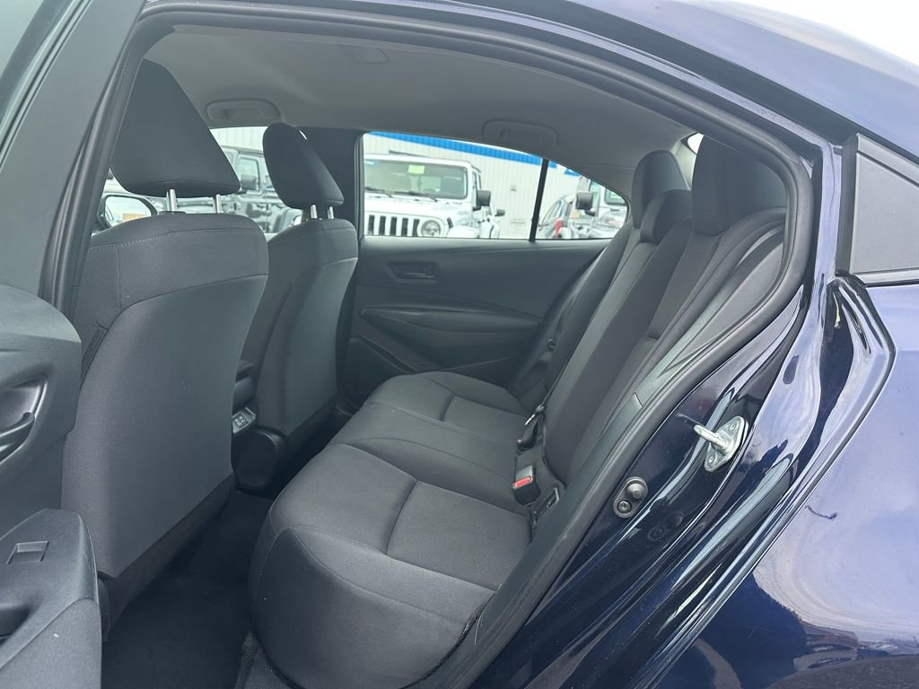 Used 2023 Toyota Corolla LE FWD image 10