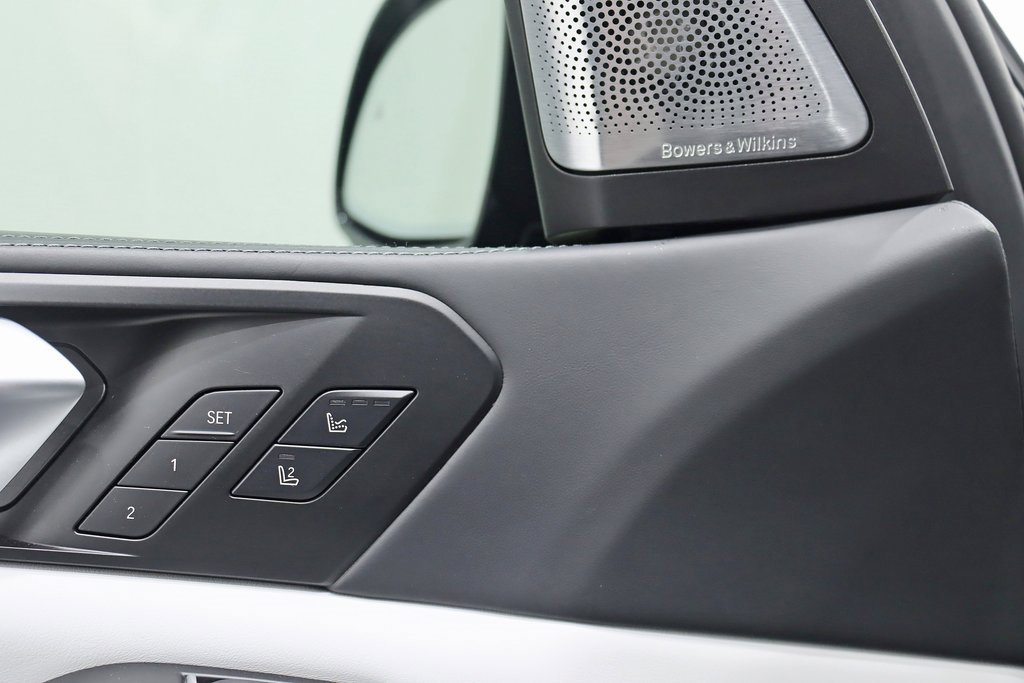 Used 2023 BMW X5 M w/ Competition Package image 41