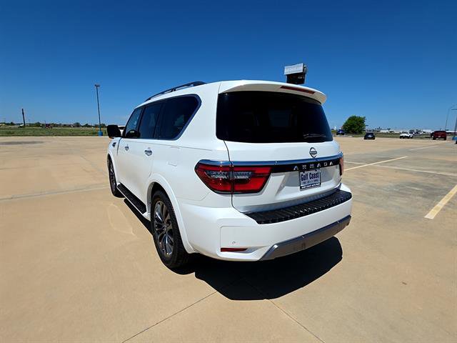 Used 2023 Nissan Armada Platinum w/ Captain's Chairs Package image 11