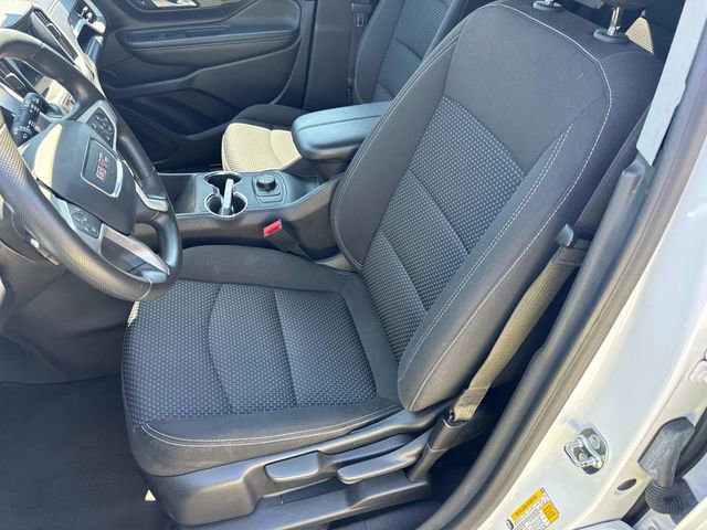 Used 2024 GMC Terrain SLE AWD/4WD image 27