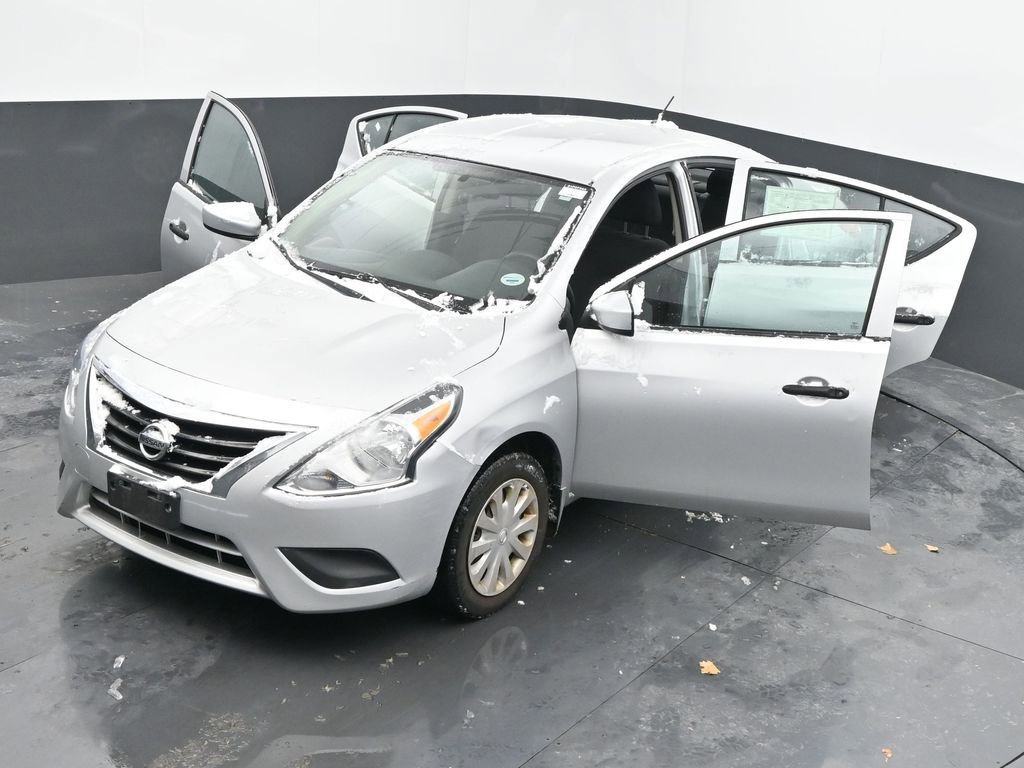 Used 2019 Nissan Versa S Plus image 55