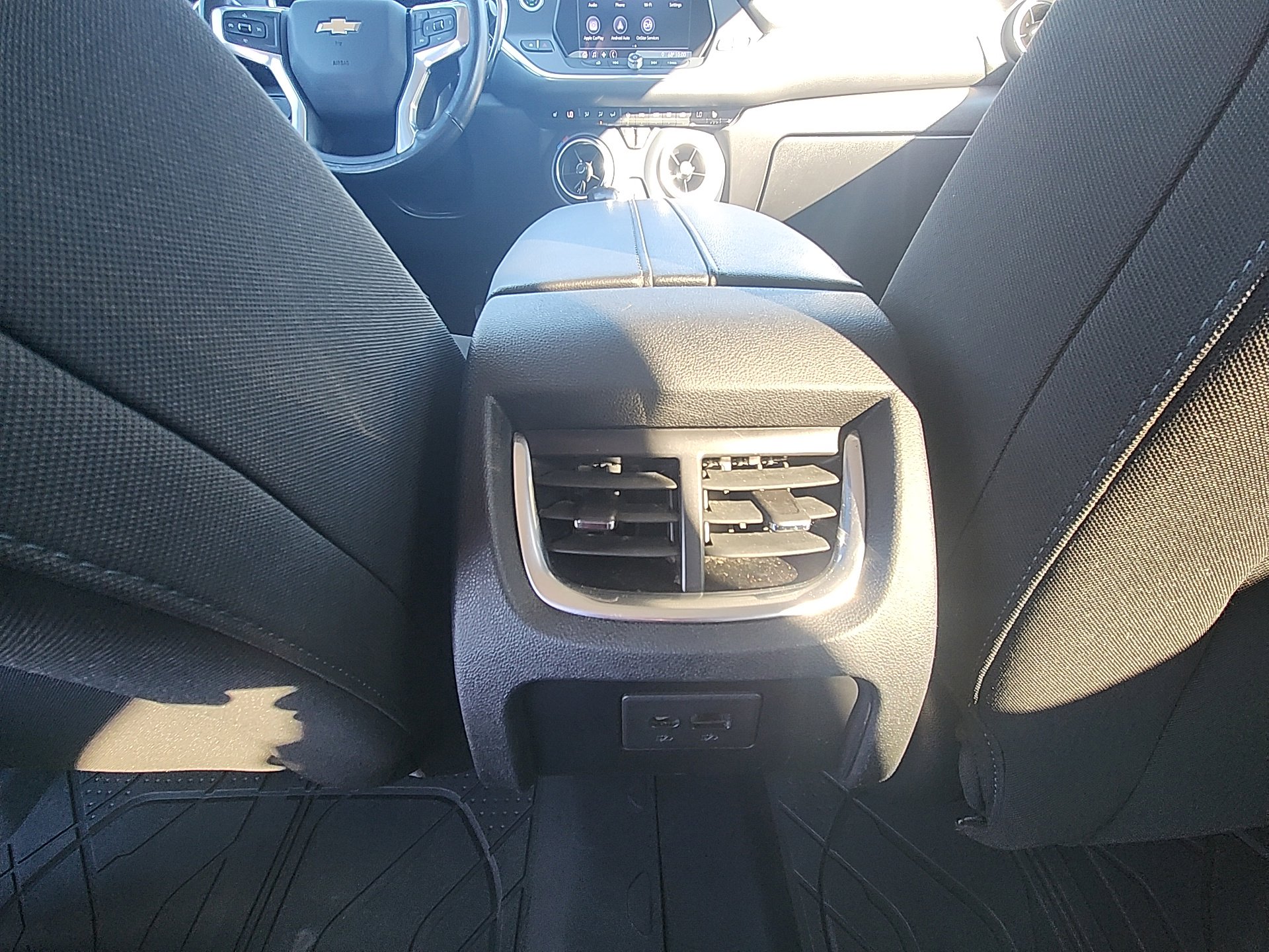 Used 2020 Chevrolet Blazer LT image 30