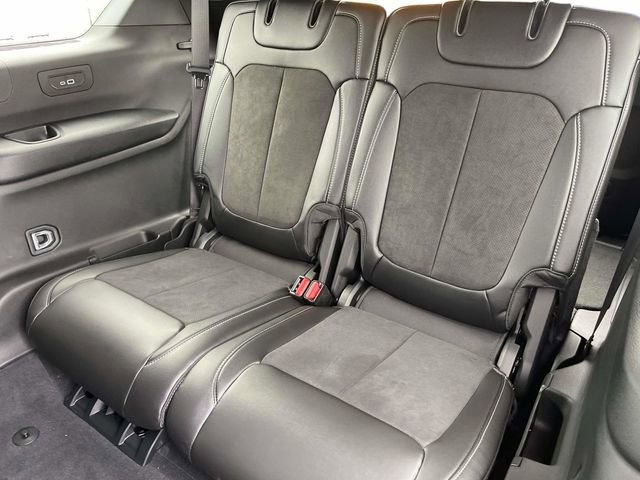New 2025 Jeep Grand Cherokee L Altitude image 21