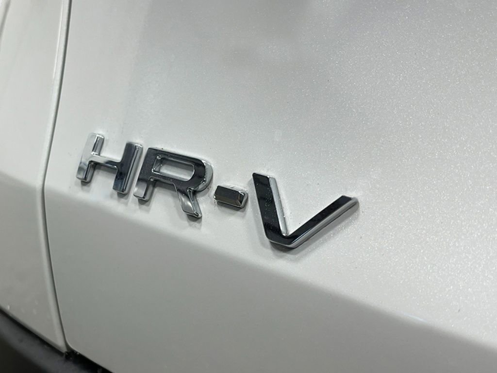 New 2026 Honda HR-V LX image 6