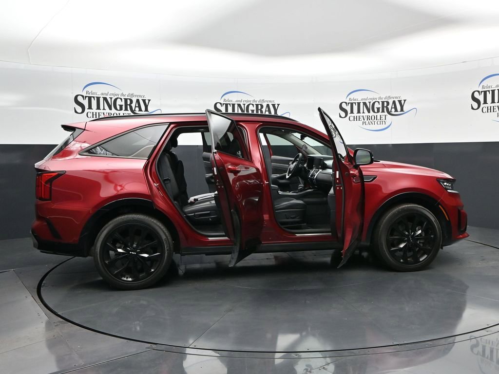 Used 2023 Kia Sorento SX image 27