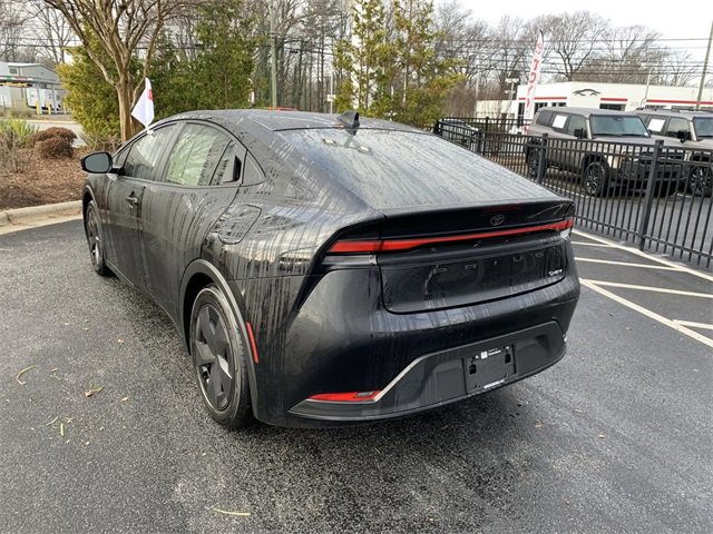 Used 2024 Toyota Prius LE image 6
