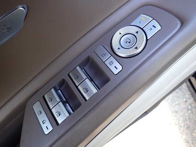 Used 2023 Genesis GV80 2.5T AWD/4WD image 16